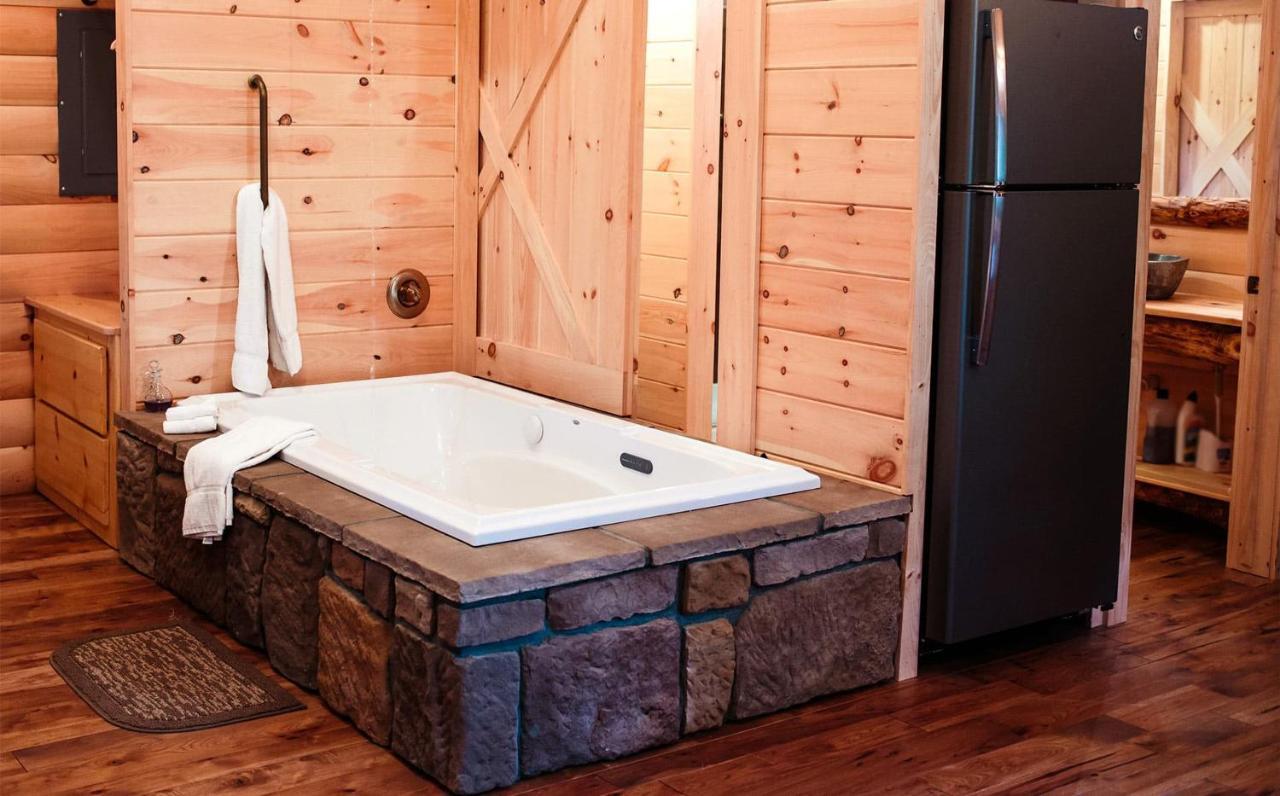 Cricket Hill Treehouse B By Amish Country Lodging Millersburg Luaran gambar