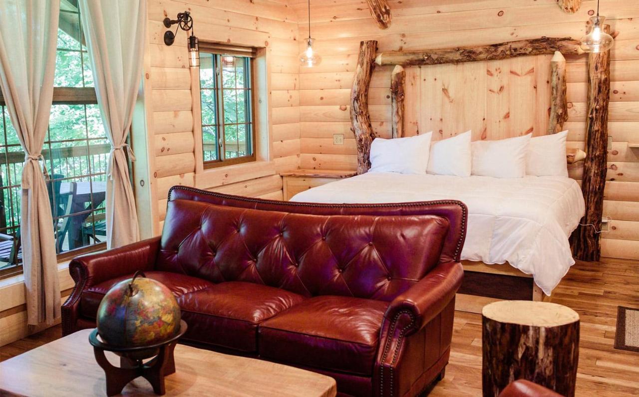 Cricket Hill Treehouse B By Amish Country Lodging Millersburg Luaran gambar