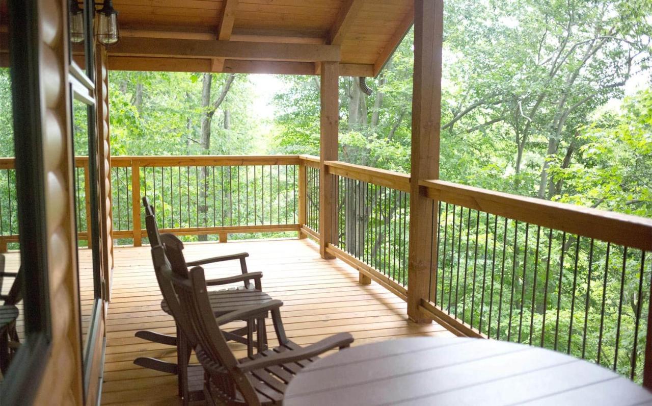 Cricket Hill Treehouse B By Amish Country Lodging Millersburg Luaran gambar