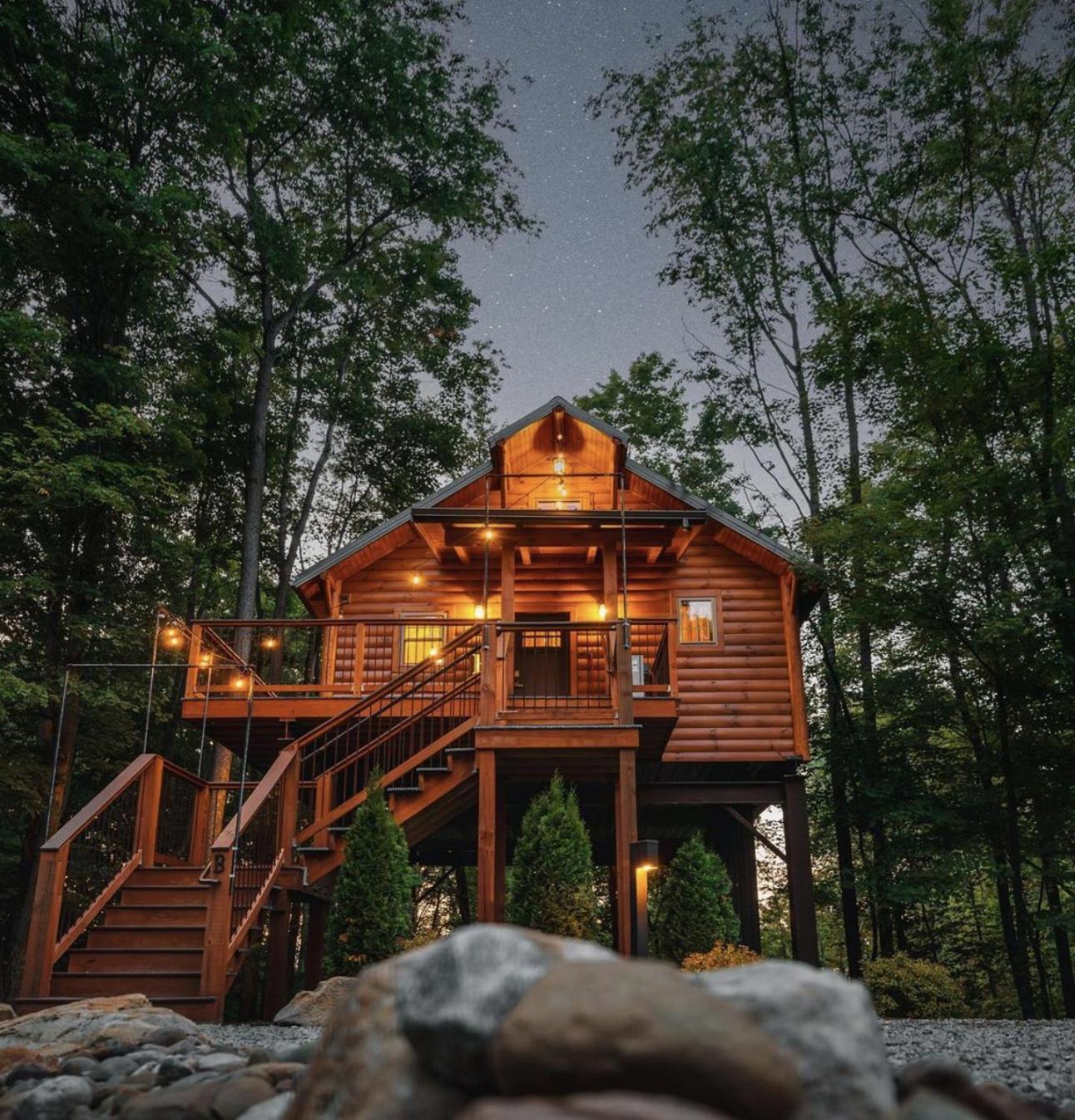 Cricket Hill Treehouse B By Amish Country Lodging Millersburg Luaran gambar